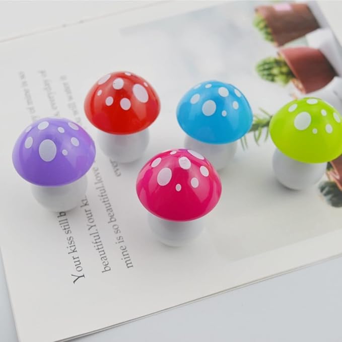 30pcs Mushroom Ballpoint Pen Cute Cartoon Retractable Ball Pen for Kids (Random Color)