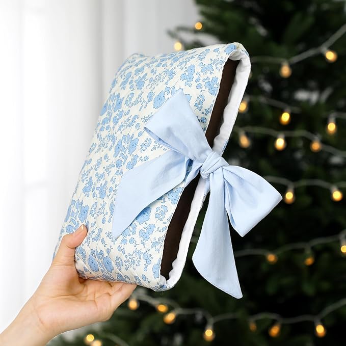 Honoson Quilted Bow Bible Sleeve Book Cover Case Padded Protector Washable Bible Bag Pouch Christian Gift for Women Girls Book Lover Gifts(Blue Floral)