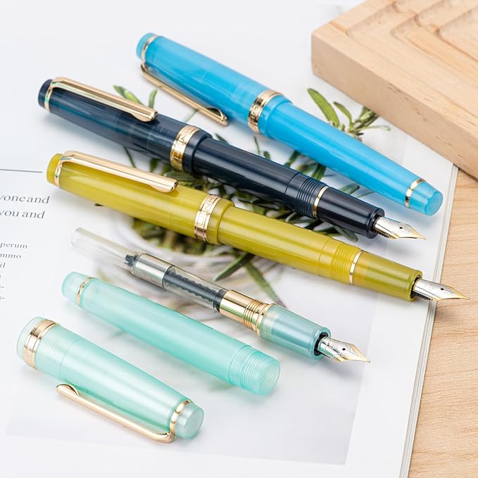 Jinhao 82 Acrylic Fountain Pen, Iridium Medium Nib with Ink Converter, Transparent Dark Blue Classic Design Smooth Writing Pen (Gold Trim)