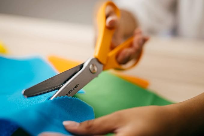 Fiskars 1005130 Tijeras Dentadas Classic 23, 8.8 x 23.1 x 1.9 cm, Standard