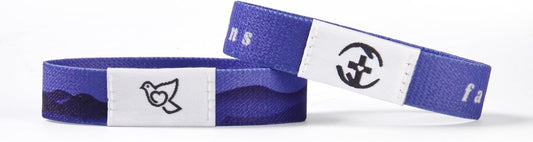 2 Pcs Bible Verse Bracelets，Daily Bible Verse Bracelet，Prayer Hope Bible Bracelets, Christian Gifts for Women , Graduation Gift，Inspirational Religious Gifts, Comes With A 35-inch Ribbon Bow