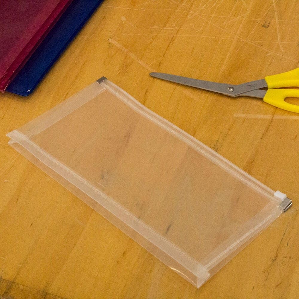 JAM PAPER Plastic Envelopes with Zip Closure - #10 Booklet Wallet - 5 x 10 - Clear - 3/pack