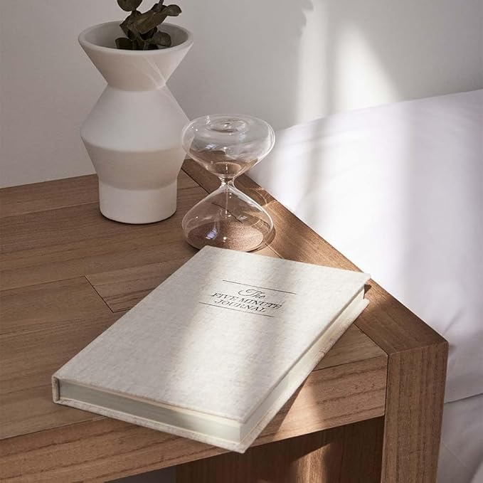 Intelligent Change The Five Minute Journal - Original Daily Gratitude Journal 2025 for Happiness, Mindfulness & Reflection - Daily Affirmations - Undated Life Planner Journal for Women & Men