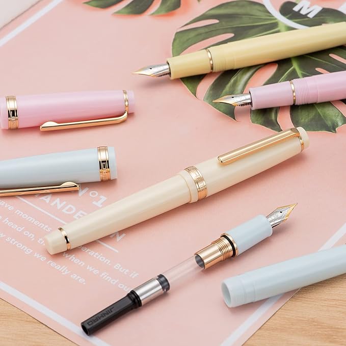 Jinhao 82 Light Green Acrylic Fountain Pen, Iridium Bent Nib Classic Design Smooth Writing Pen with Ink Converter (Gold Trim)