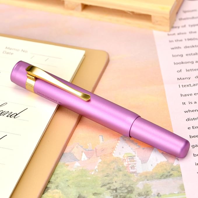 Hongdian M2 Black Forest Mini Fountain Pen, Medium Soft Golden Nib & Sleek Shape Aluminium Short Pocket Travel Pen (Lilac Purple)