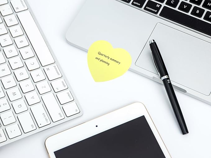 Mini Skater 2 Pack Kraft Paper Sticky Notes Heart Shaped Self-Stick Blank Book Tabs Paper Markers Sticky Notes Pad 100 Sheets Index Sticker (Light Yellow)