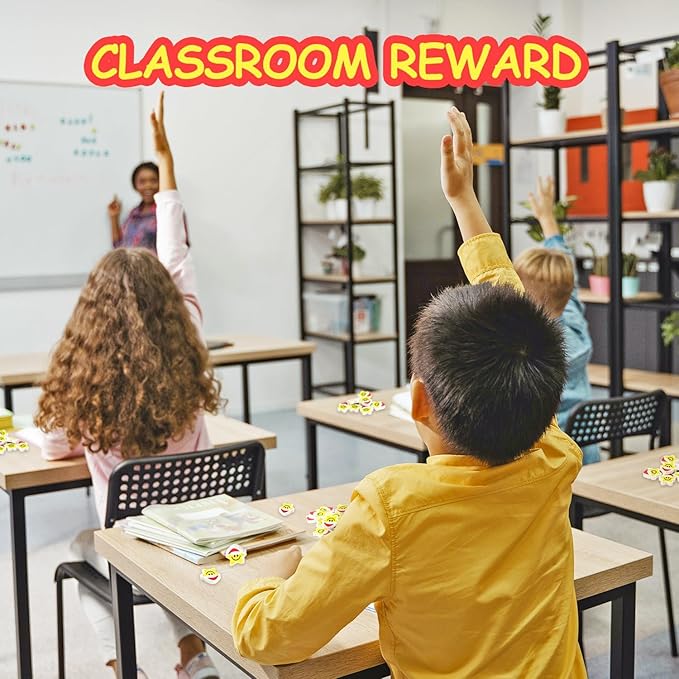 Christmas Winter Pencil Erasers - 60pcs Xmas Mini Erasers bulks Holiday Rubber Smiley Face Winter Christmas Party Favors School Rewards Cute Star Cartoon Rubber Eraser New Year holidays Gift