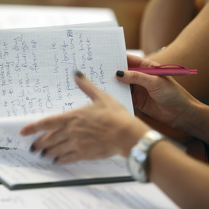 deegtran Pens Bulk, 200 Pack No Bleed Burgundy Red Barrel Click Pens, Wholesale Retractable Ballpoint Pens, Pens Medium Point, Smooth Ink Pens, 1.0MM Black Ink