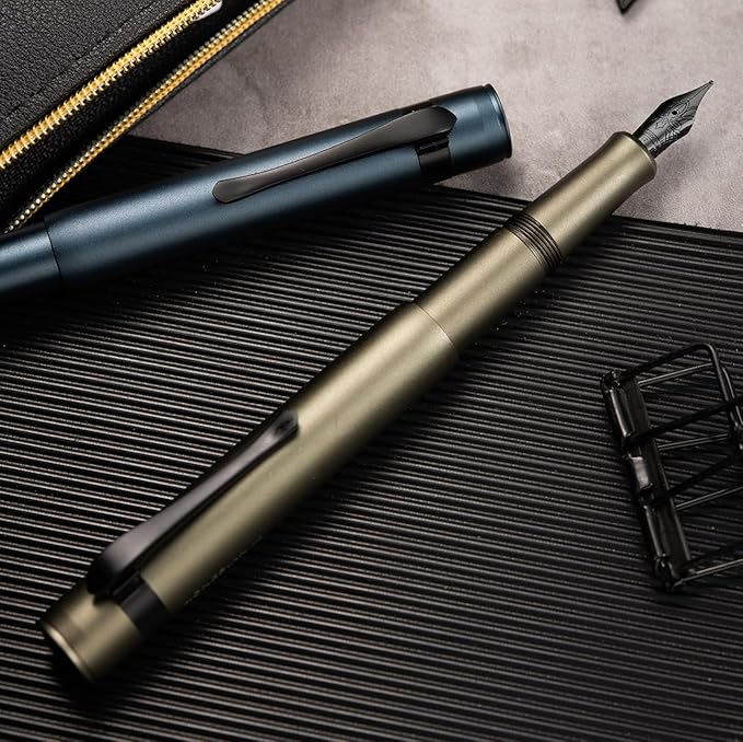 Hongdian M2 Black Forest Mini Fountain Pen, Fine Soft Nib & Sleek Shape Aluminium Short Pocket Travel Pen (Space Gray)