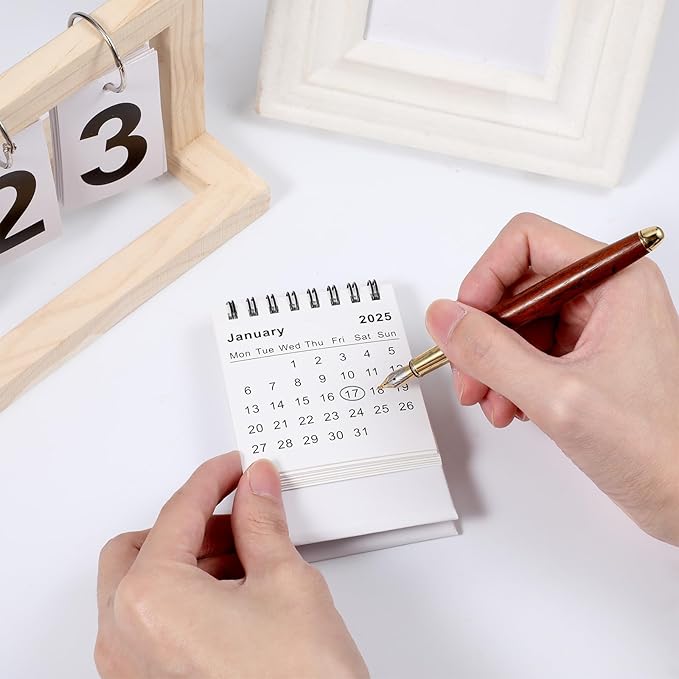 Mini Desk Calendar 2025.1-2026.6 Small Desktop Calendar 2025-2026 Standing Flip Calendar Small Desk Calendar 2025-2026 for Home Office School(White)