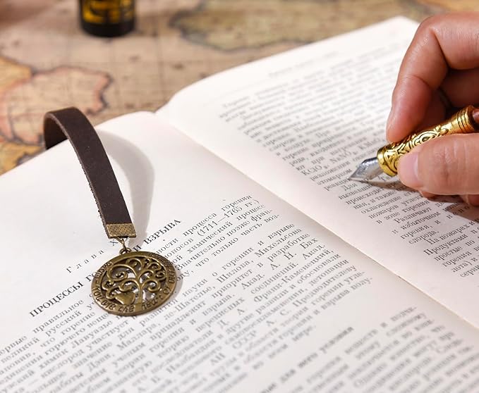 Bookmarks, Handmade Retro Cross Tree of Life Bible Bookmark with Long Leather Straps, Christian Saint Book Mark, Ideal Christian Gift (Style 15)