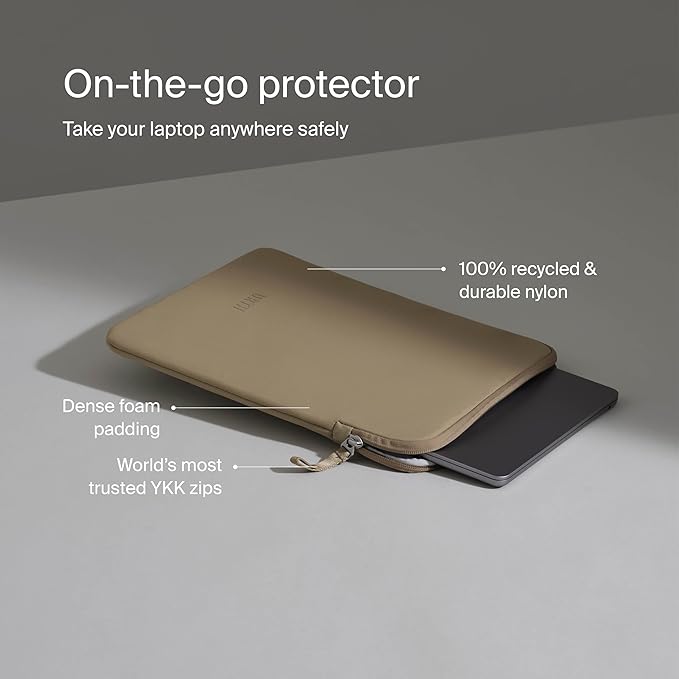 Urth Naos Laptop Sleeve - 13-14 Inch Padded, Water Resistant, Recycled Laptop Case Compatible with MacBook Air/Pro in Ash Grey