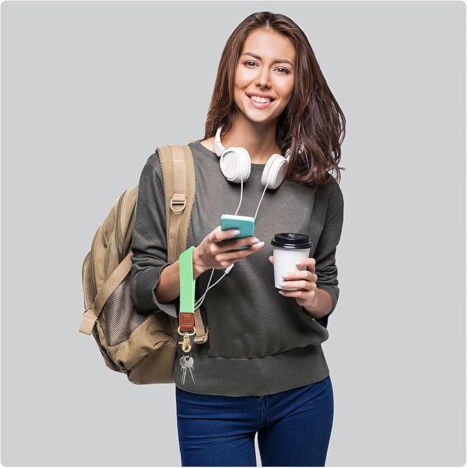 Fishent Stretchy Wristlet Keychain,Braided Cute Wrist Lanyards for Keys, Key Chain Holder for Women Men, Wrist Strap Keychain for Car Keys Phone Camera Wallet ID Badges Card (Pistachio)