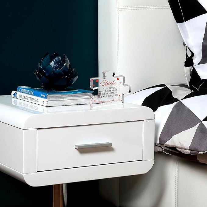 VELENTI Uncle Gifts - Decorative Favorite Uncle Gift - Acrylic Plaque with Red Velvet Bag, Cleaning Cloth, Envelope - Great Birthday Gift, from Niece, Nephew