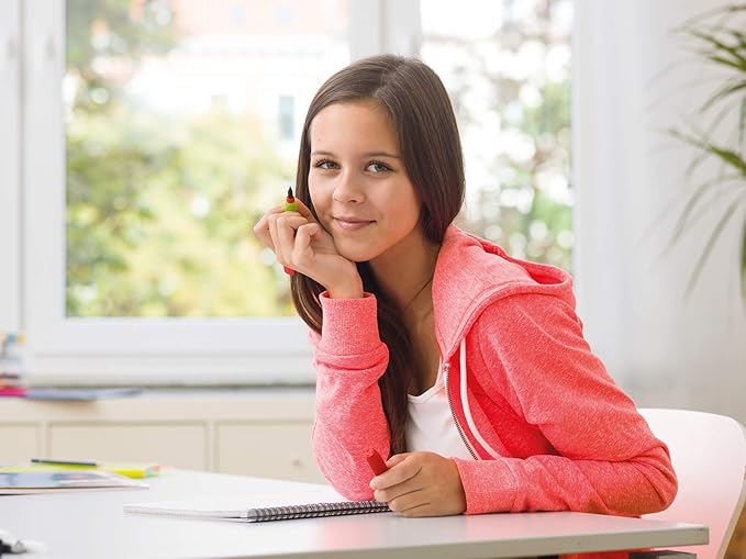 Pelikan Twist Fountain Pen with 1 Ink Cartridge, Medium Nib, Girly Rose, Boxed (806251)