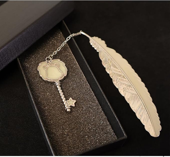 Zodiac Feather Bookmark Gifts for Women Men, Cool Metal Bookmark Glow in The Dark Leo Bookmark, Luminous Star Sign Constellation Horoscope Bookmark Gifts