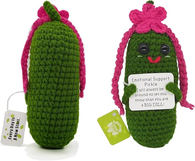 Funny Crochet Pickles 1 Pcs with Affirmations Cards for Inspirational Novelty Good Luck Gift and Party Decorations (KK-CKD04- REDCUM)