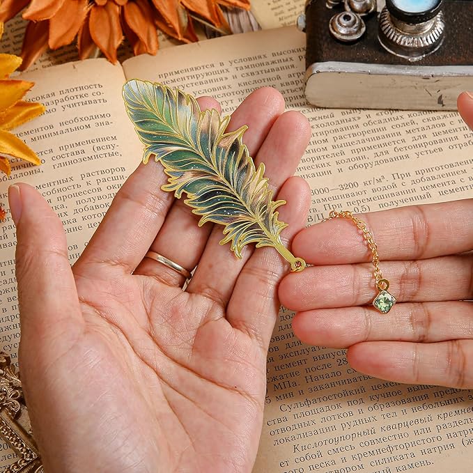 Feather-Shaped Metal Bookmarks with Chain, 4-Pack Vintage-Inspired Book Marks Set - Cute Unique Page Markers Gifts for Book Lovers, Readers, Writers, Reading Women, Men, Kids, Teens (Starry Wings)