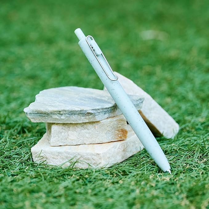 Mitsubishi Pencil UMNSFT05D.6 Gel Ballpoint Pen Uni-Ball One F 0.5 D Green