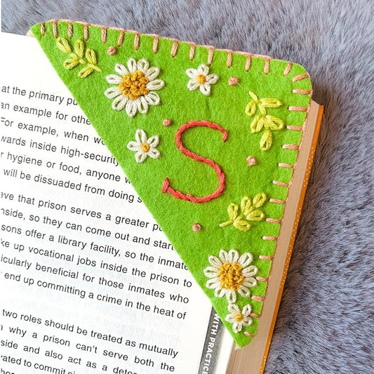 Personalized Hand Embroidered Corner Bookmark, Bookmarks for Women, Personalized Bookmark for Book Lovers, Cute Flower Book Mark by HNQCPCVU (S, Green)