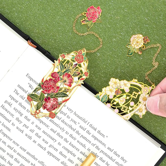 Aromoty 4 Pieces Metal Bookmarks with Pendant, Unique Cute Flower Butterfly Garden Themd Aesthetic Hollow Book Markers, Christmas Gifts for Women Reading Girls Teacher Readers Book Lover Accessories