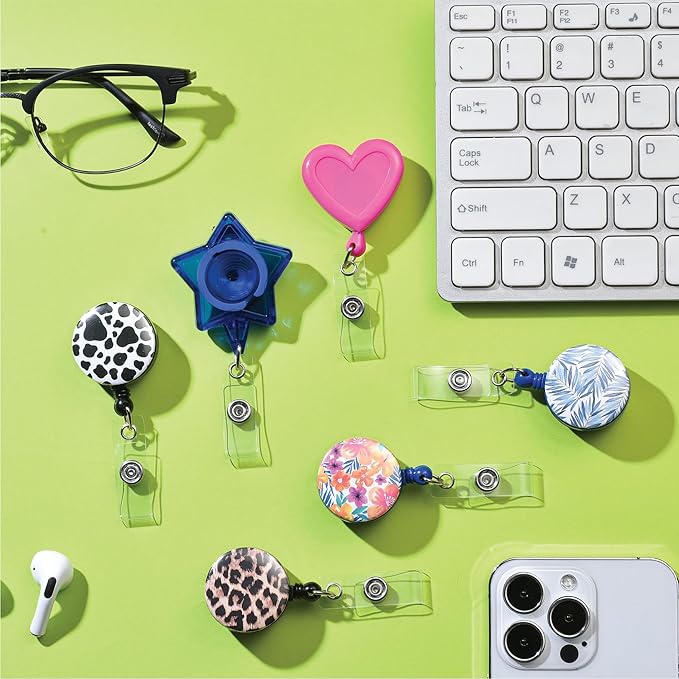 Will Well Badge Holders with Belt Clips for Securing onto Pockets and Purse Straps, with Retractable 27.5" UHMWPE Fiber Pull Cords, Strong Build with Fun Designs - 2-Pack, Star Shape