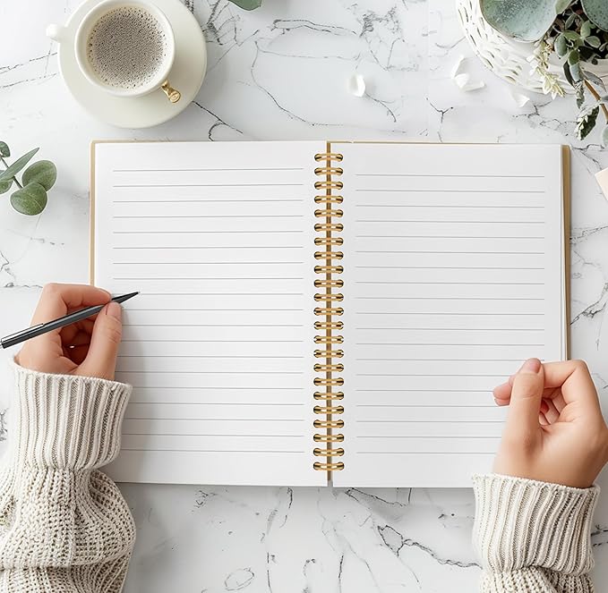 Cute Highland Cow Notebook - Western Cow Notebook, Highland Cow Office Supplies, Highland Cow Gifts, Cow Lover Gifts, Cute Cow Stuff, Funny Sleeping Highland Cow Spiral Notebook 5.5x8.3