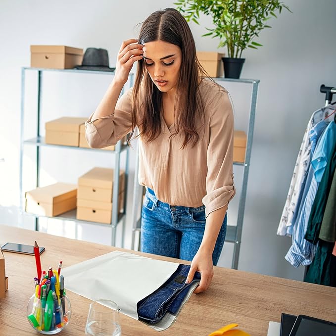 Colored Poly Mailers Pack of: Be creative with your packaging with Colored mailers (White, 12" x 15.5" pack of 250)