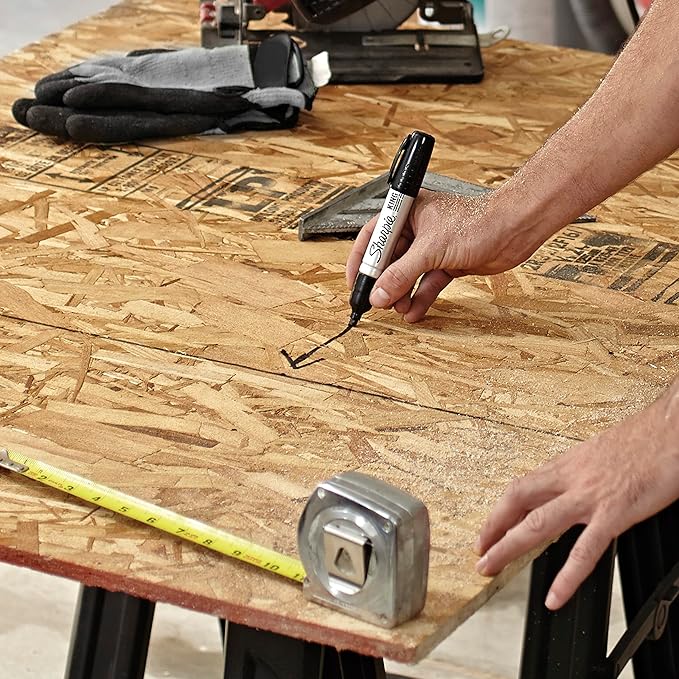 Sharpie King Size Permanent Marker, Large Chisel Tip, Great for Poster Boards, Black, 4 Count