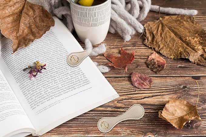 ABTOLS Magnetic Leather Initial Bookmarks, Vintage Initial ID Identification Book Marker Clip Gift Beige Capital Letter Book Markers for Book Lover Avid Readers (I)