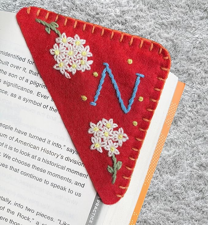 Personalized Hand Embroidered Corner Bookmark, Bookmarks for Women, Personalized Bookmark for Books, Cute Flower Book Mark, Hand Stitch Gift for Women for Book Lovers by HNQCPCVU (N, RED)